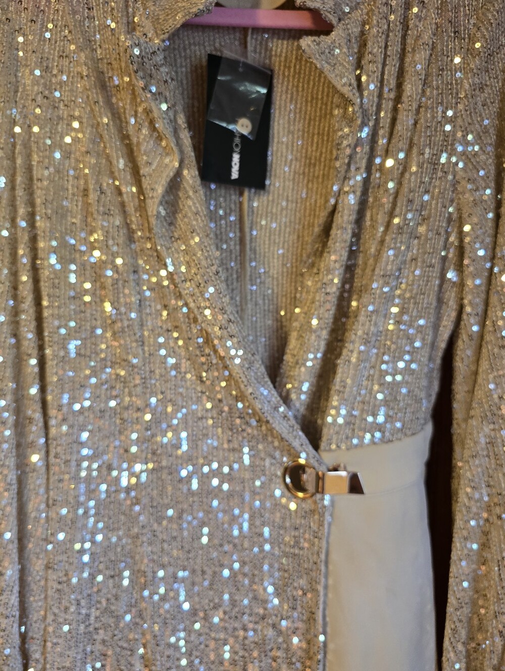 FashionNova Gold Sequin Shorts with Belt Wrap NWT - Picture 4 of 16